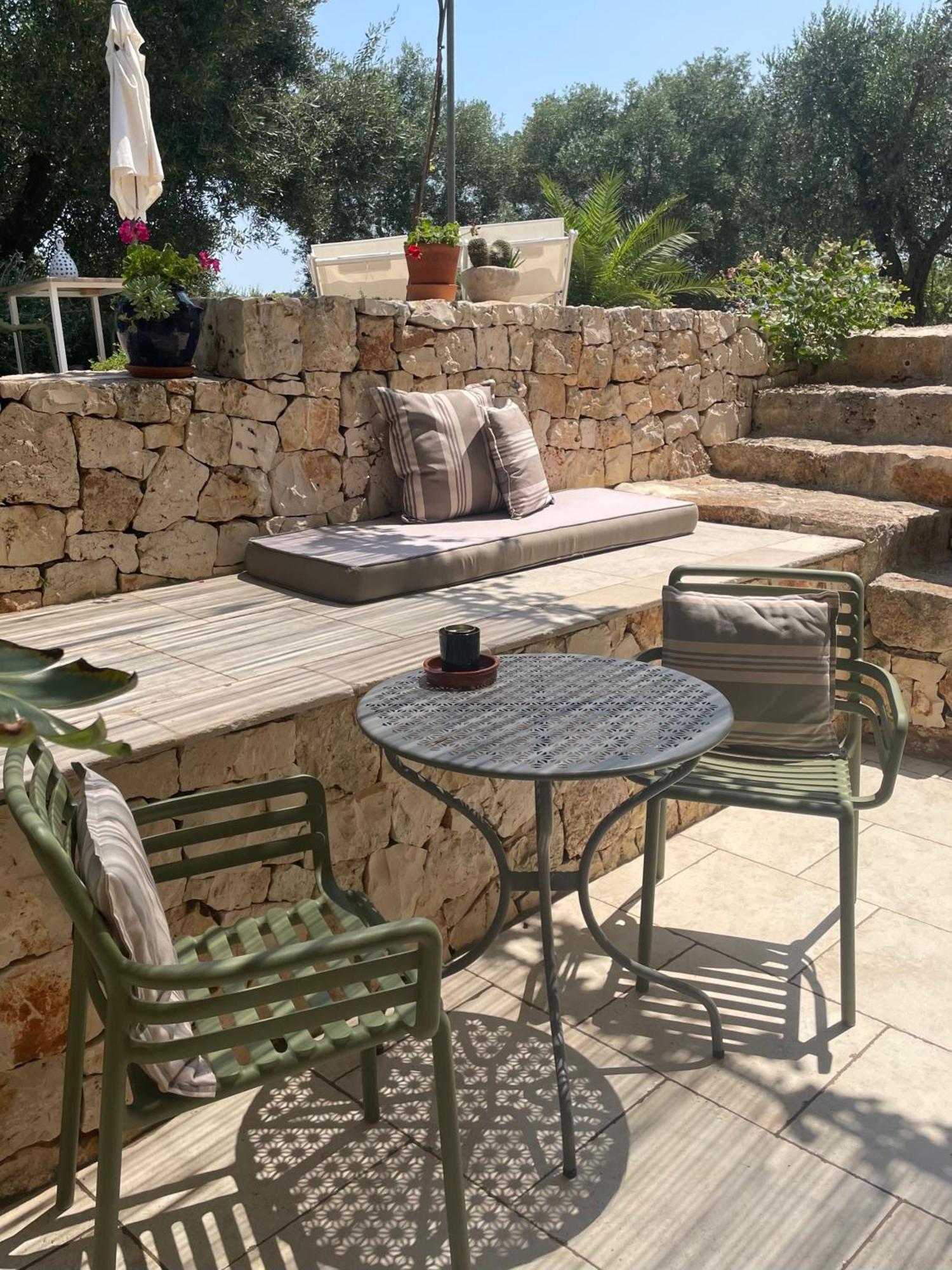 Bed and Breakfast Casa Della Scrittrice Ostuni Habitación foto